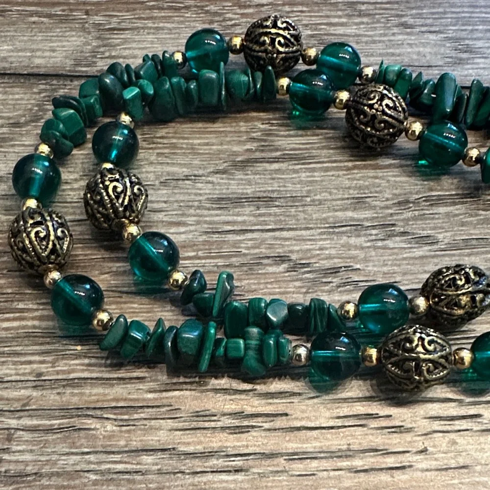 Natural Malachite Chip Necklace Earrings Set Gold Accent Beads Boho